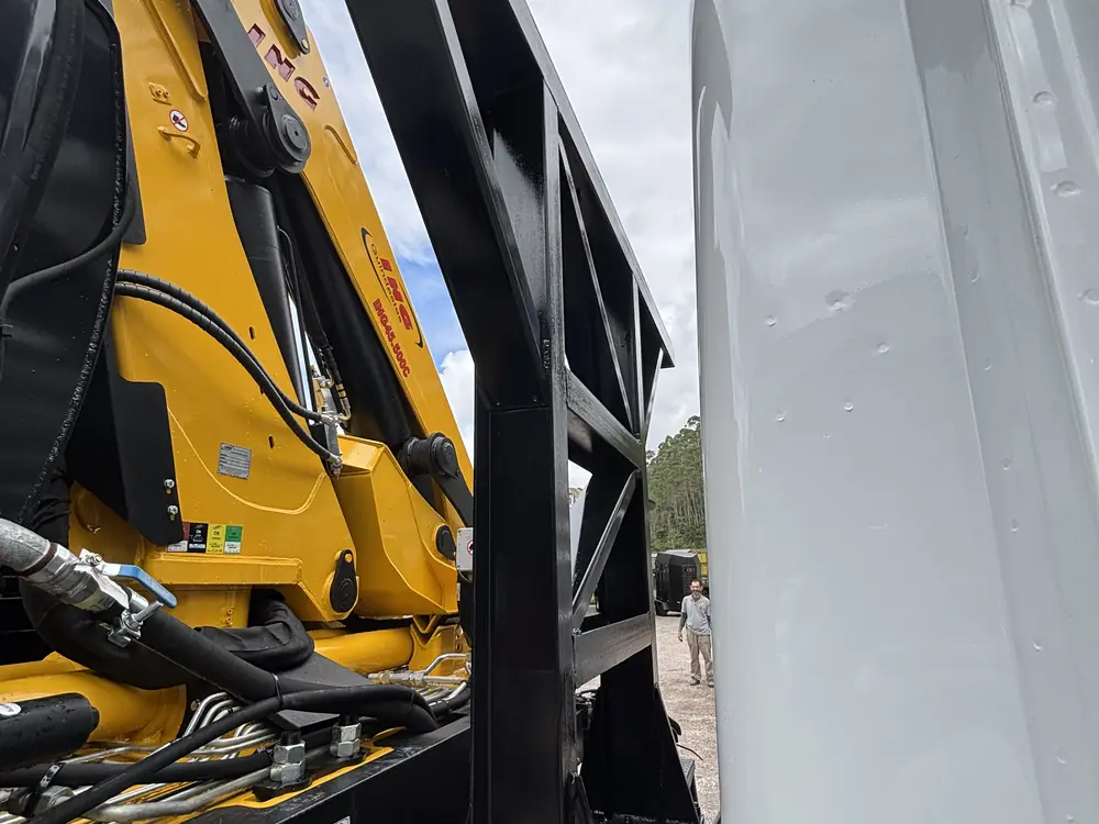 Cavalete metálico para transporte de vidros e chapas (foto 2 de 2)
