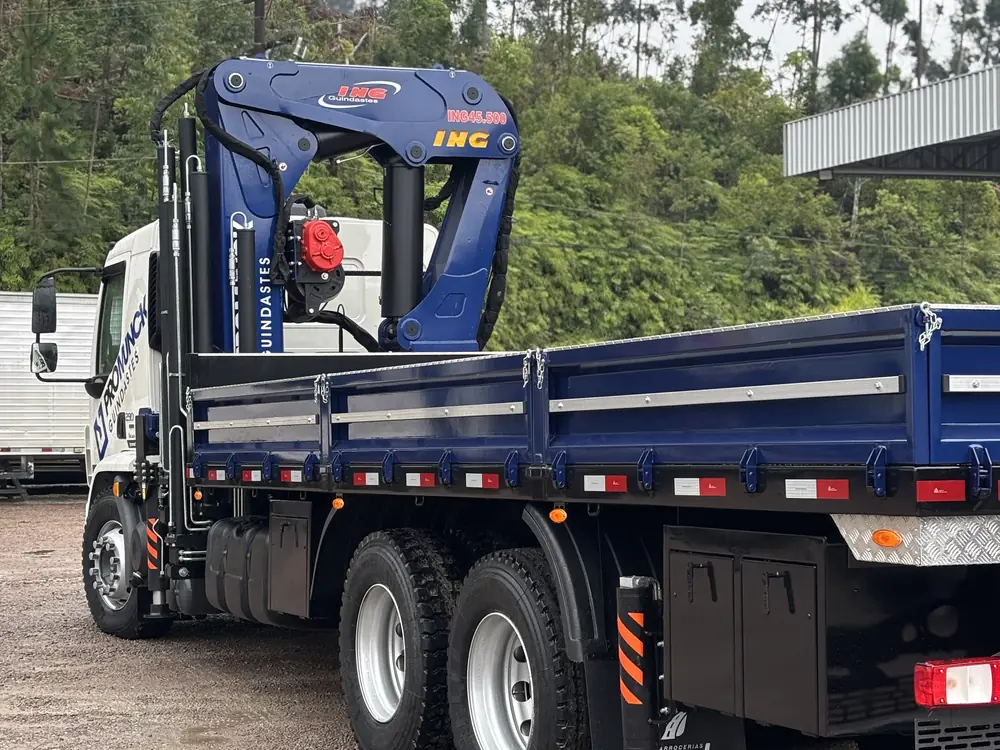 Implemento rodoviário metálico fabricado pela Saval (foto 4 de 5)